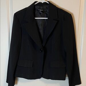 Milano Women's Classic Black Suit Jacket, 10P P2P 20”
